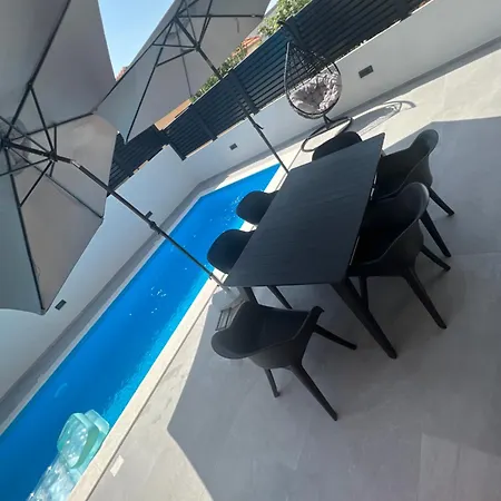 Doli Pool * Врси